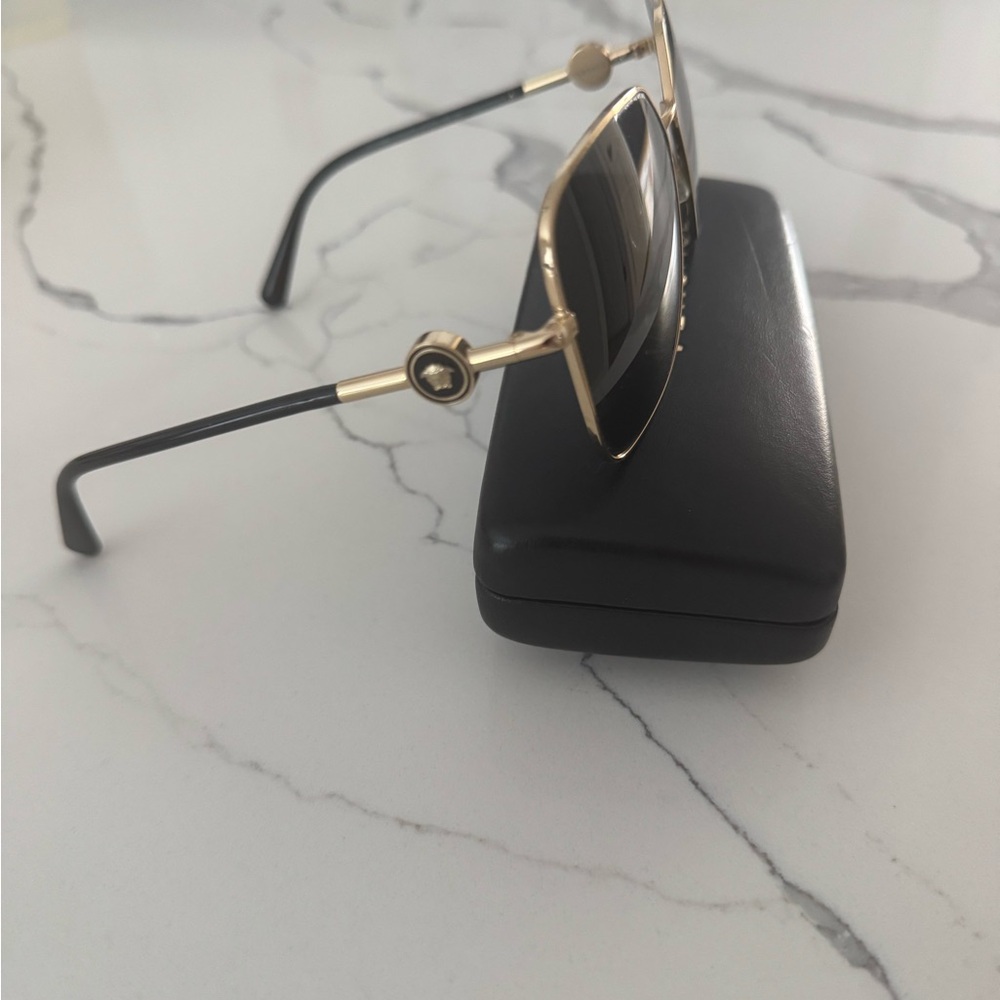 Versace Gold Frame Sunglasses with Black Lenses - Picture 4 of 5